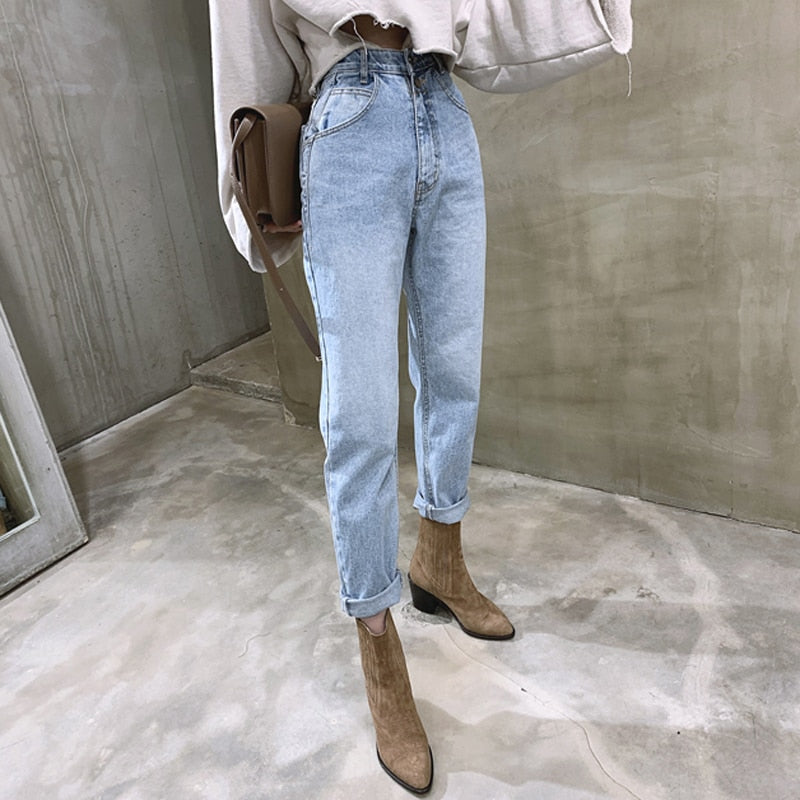 BGTEEVER Vintage High Waist Straight Jeans Pant for Women Streetwear Loose Female Denim Jeans Buttons Zipper Ladies Jeans 2021