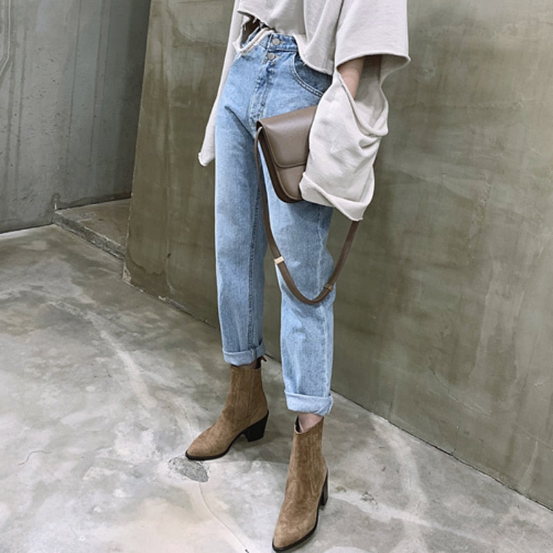 BGTEEVER Vintage High Waist Straight Jeans Pant for Women Streetwear Loose Female Denim Jeans Buttons Zipper Ladies Jeans 2021