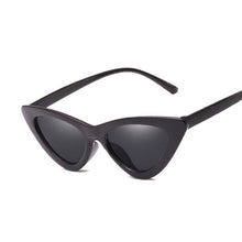 Women Vintage Cat Eye Sun Glasses Retro Fashion Sunglasses Women Triangular Sun Glasses Eyewear Oculos De Sol UV400